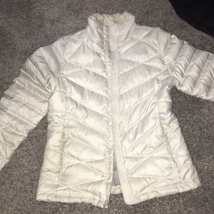 Women’s white north face coat